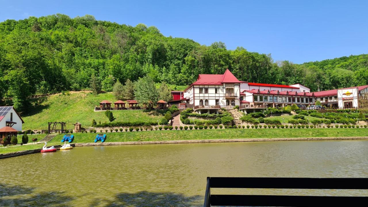 Mishyn-City Hotel Dobrivljani Kültér fotó